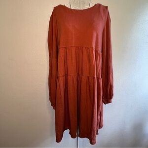 Umgee 2-tiered, empire-waisted dress w/long sleeves, Sz M. Preowned. Like new